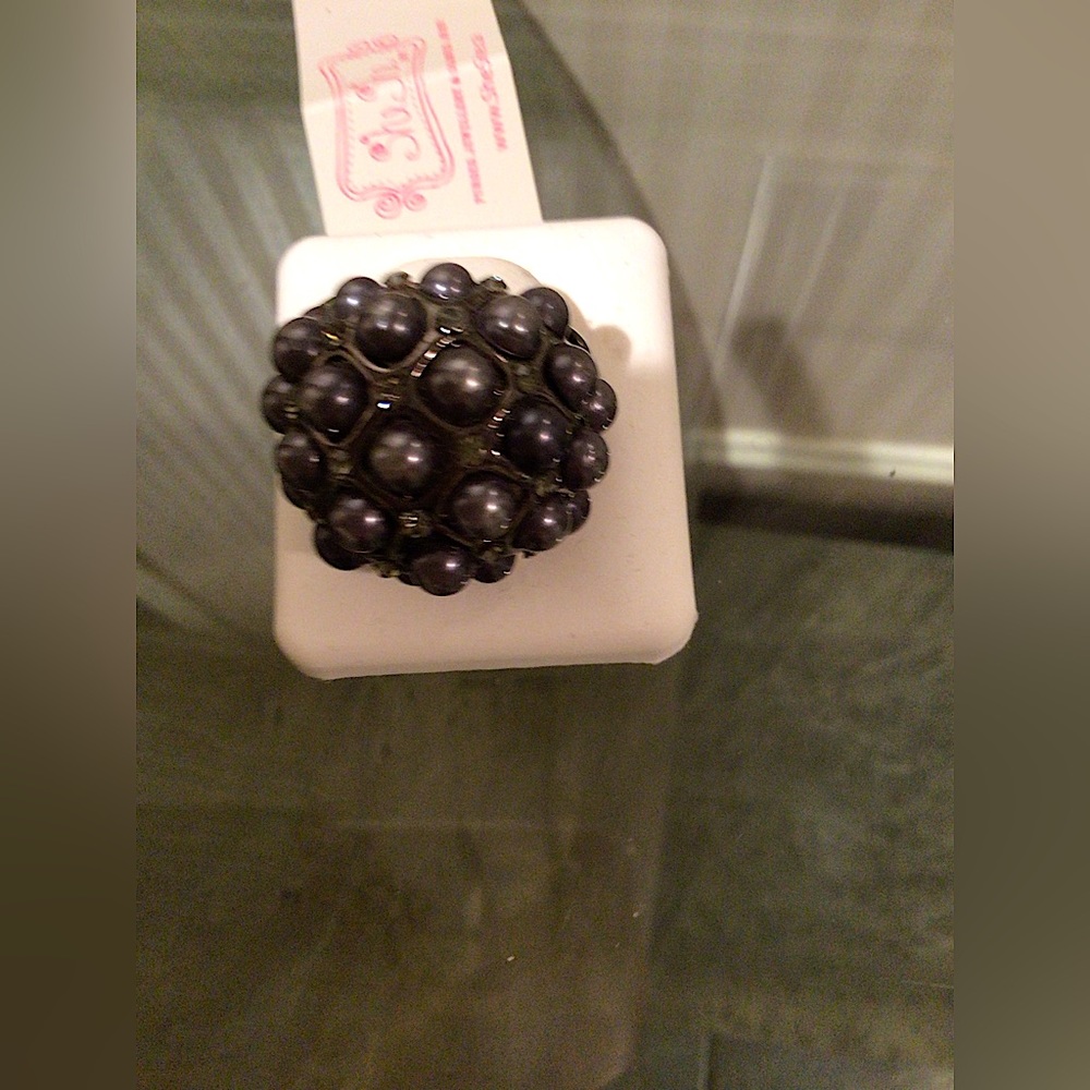 🛍2 for $35🛍NWT Ladies clustered pearls with bling statement ring